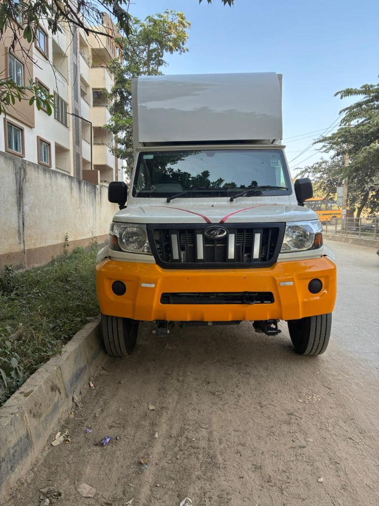 Bolero Maxx Diesel 2T Full View